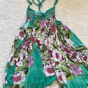 Flowy Flower Tank